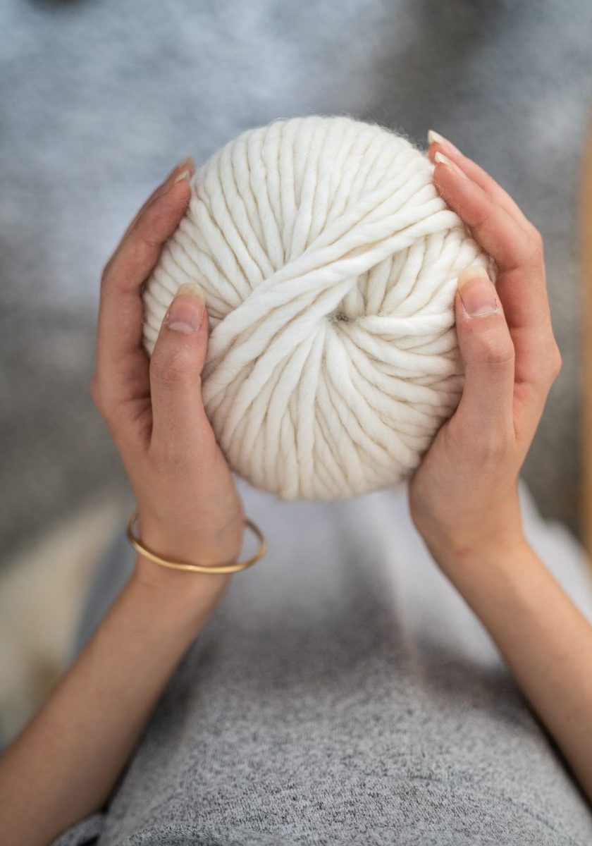 white yarn thread